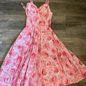 Vintage rose dress size (6?)